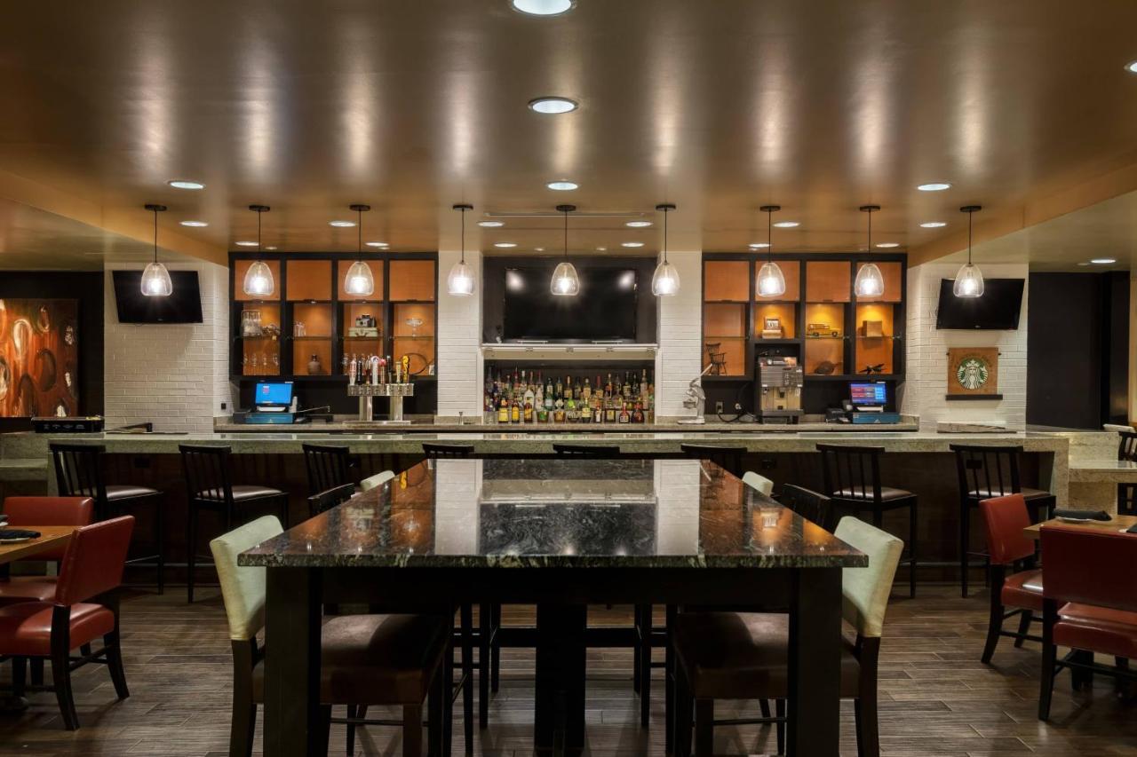 Greensboro-High Point Marriott Airport Экстерьер фото