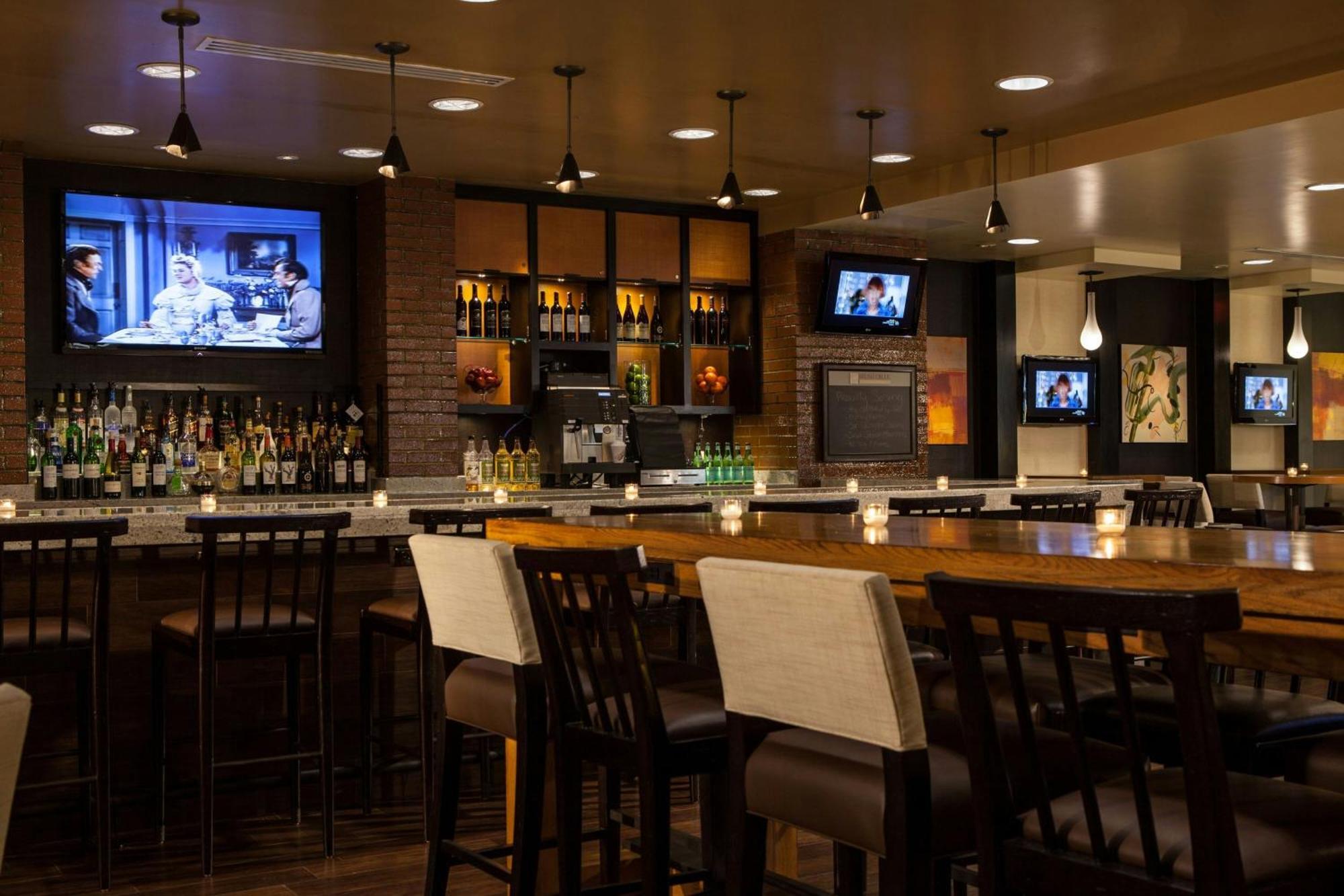 Greensboro-High Point Marriott Airport Экстерьер фото